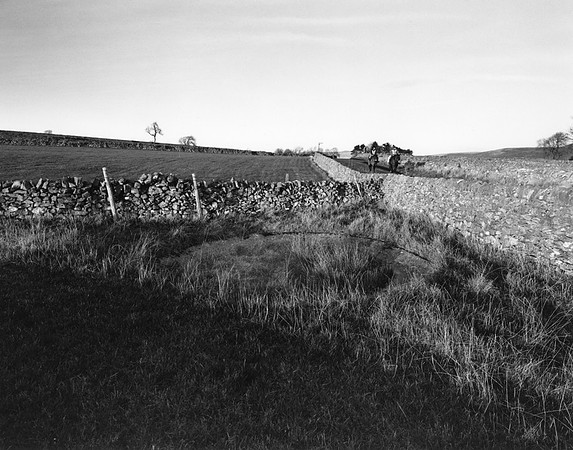 DP128.10 W. of road S. of Little Hucklow PD