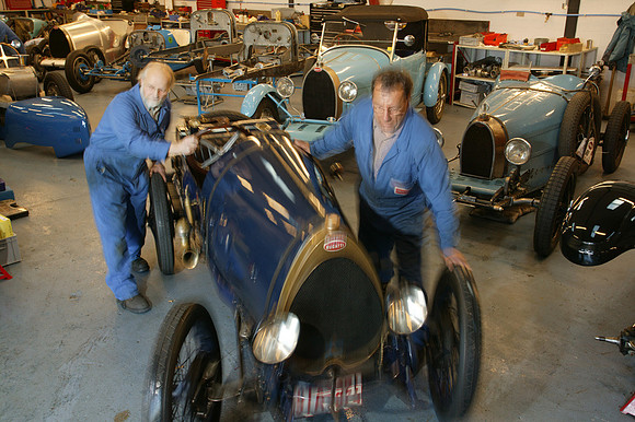 Bugatti_10.0407